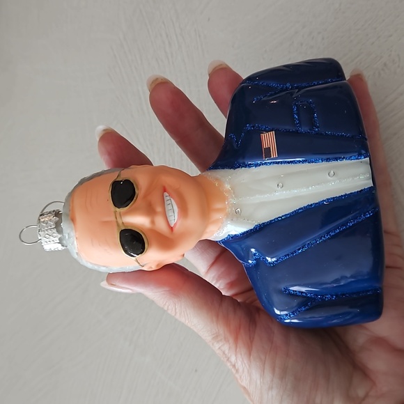 Joe Biden and Kamala Harris Christmas Holiday anytime ornaments 2 pcs see photos - Picture 3 of 9